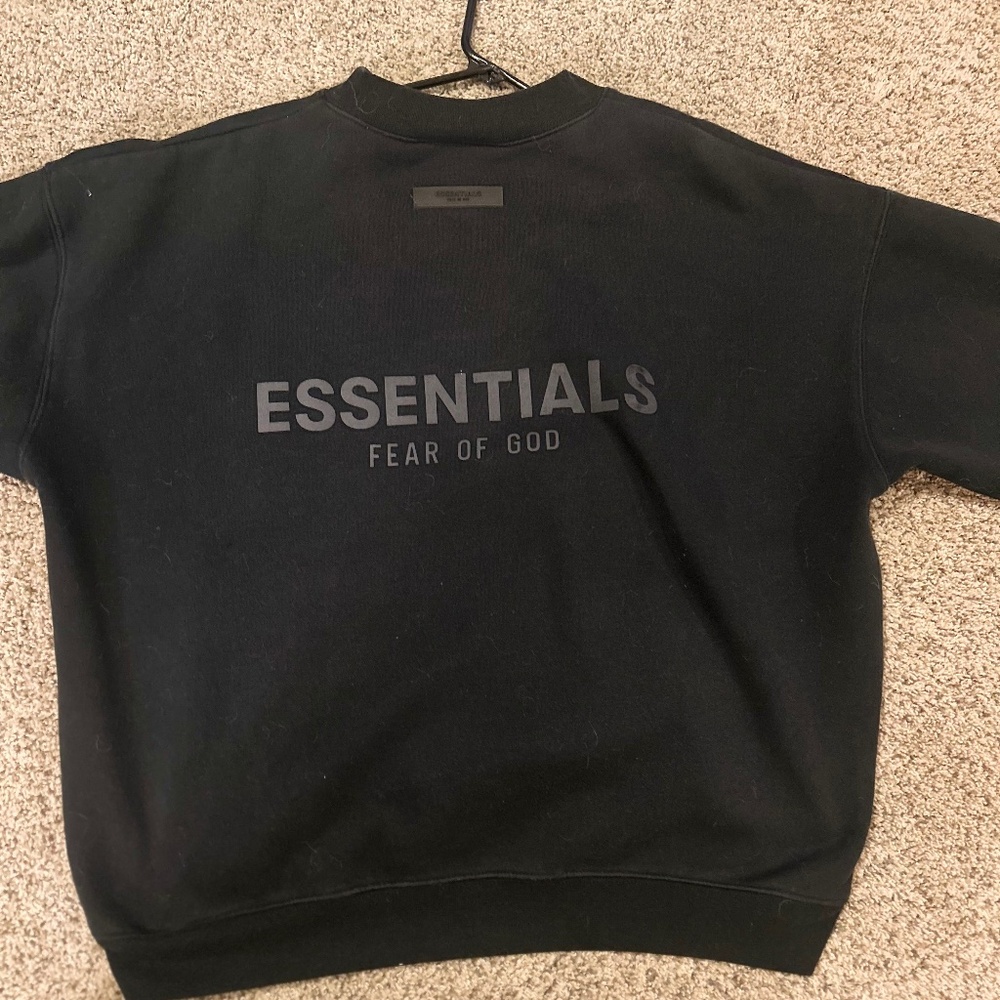 Men’s Essentials Fear Of God crewneck sweatshirt